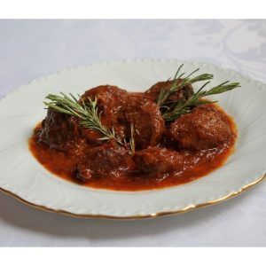 CARRILLADA DE CERDO EN SALSA DE CHOCOLATE