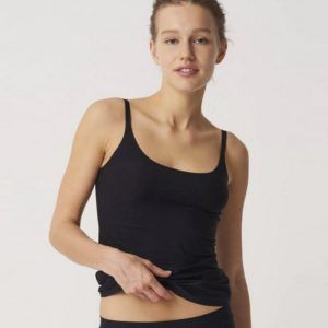 CAMISETA INVISIBLE CON SUJETADOR